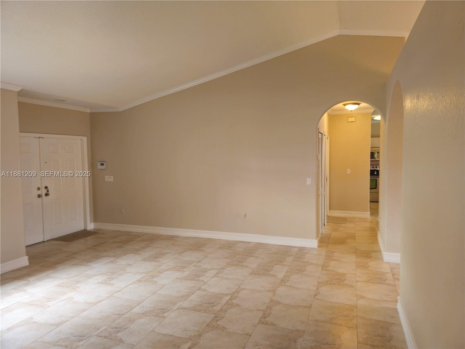 8883 NW 174th Terrace, Hialeah, FL 33018 photo 5