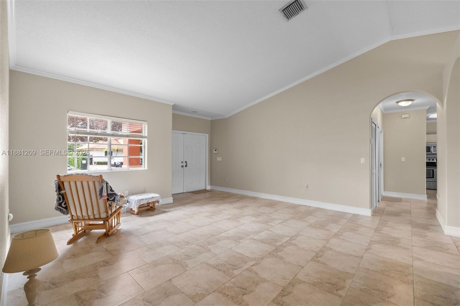 8883 NW 174th Terrace, Hialeah, FL 33018 photo 6