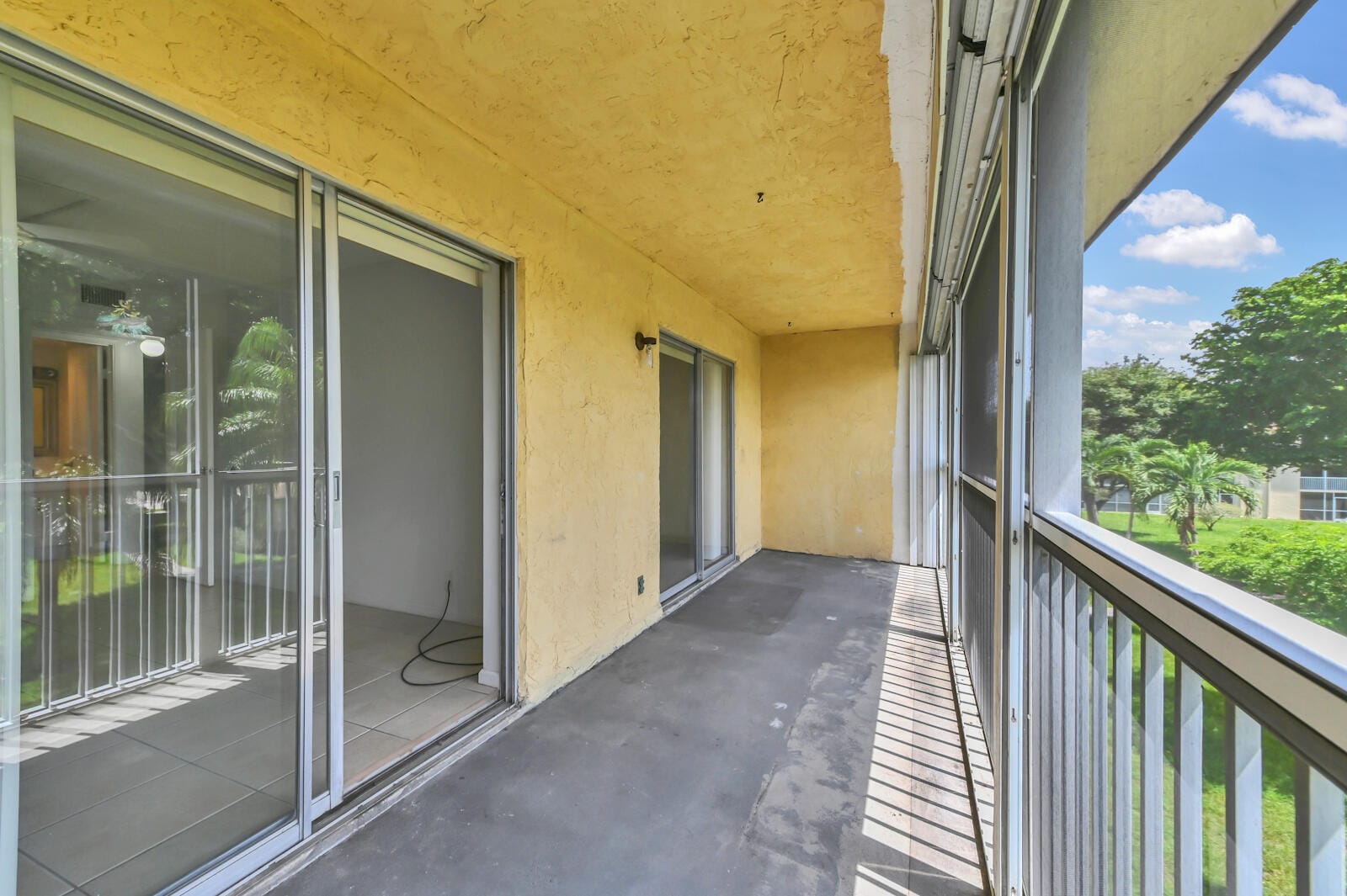 700 Village Green Court 314, Palm Springs, FL 33461