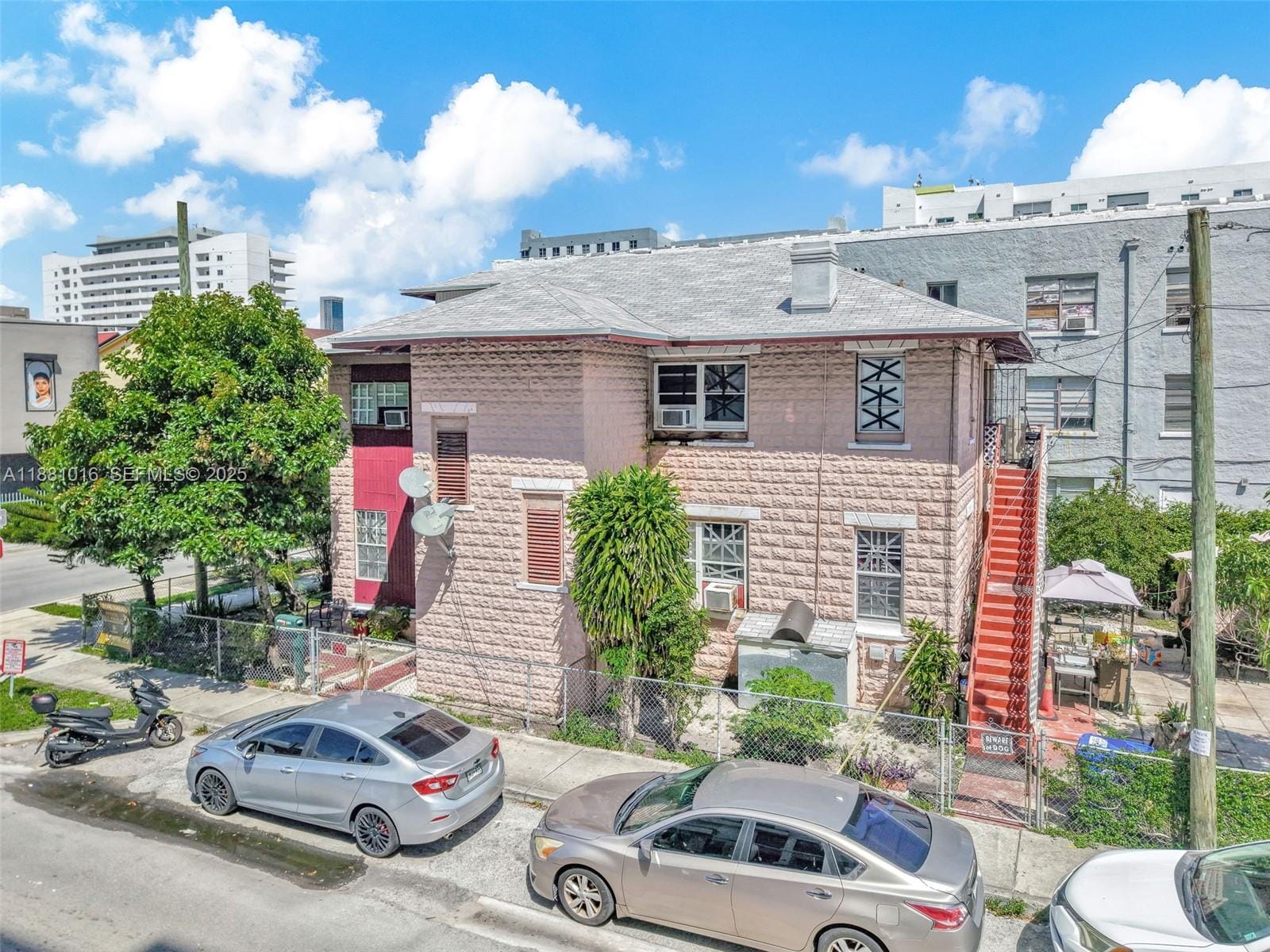 676 SW & 119 1st Street — photo 7