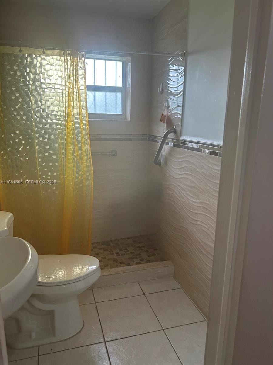 16350 NW 37th Avenue, Miami Gardens, FL 33054 photo 13