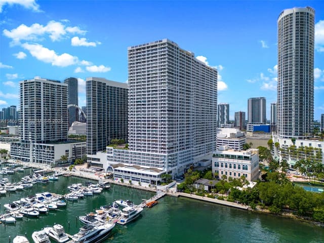 1717 N Bayshore Drive A-3752, Miami, FL 33132