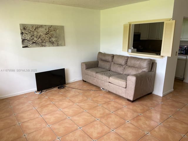 8 Fanshaw A 8 8, Boca Raton, FL 33434
