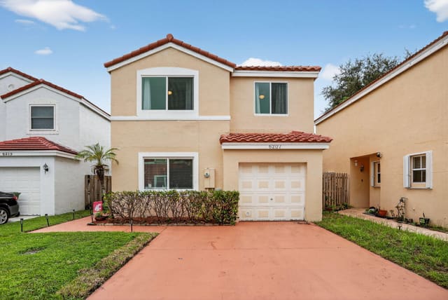 6207 Navajo Terrace, sold in Coral Bay Replat Section One, Margate, FL