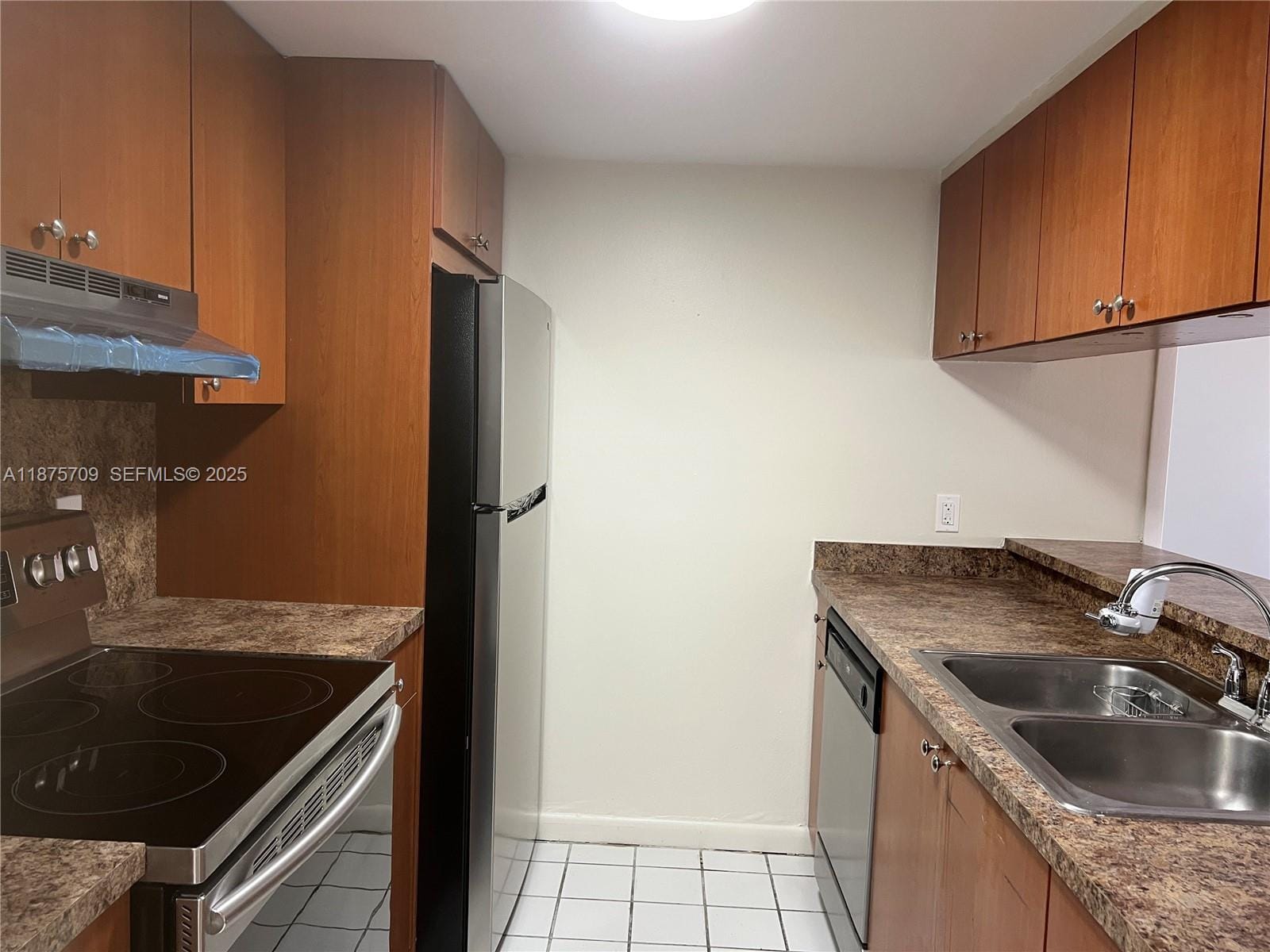 8180 Geneva Court 326, Doral, FL 33166 photo 5