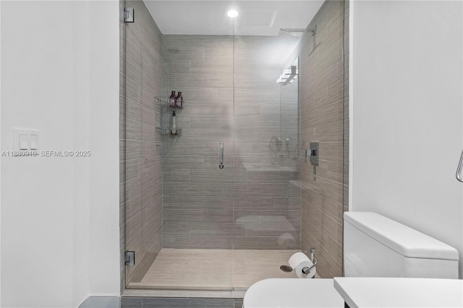 300 Sunny Isles Boulevard 41802, Sunny Isles Beach, FL 33160 photo 29