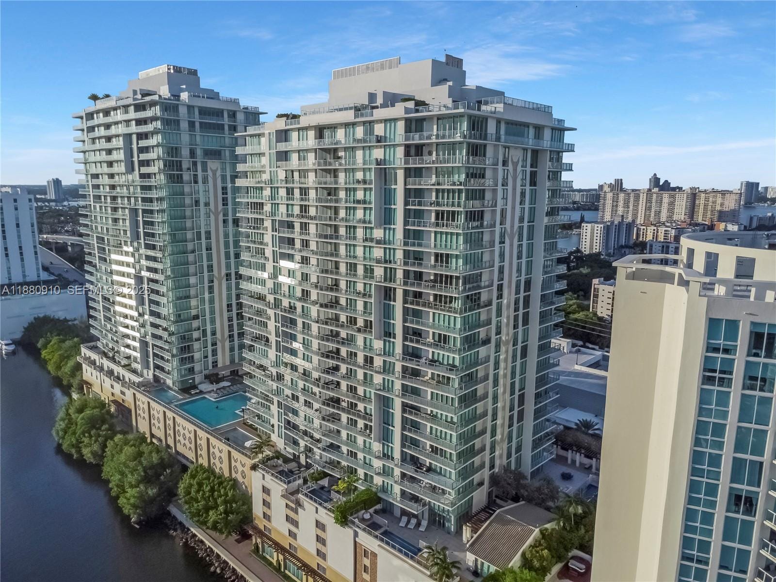 300 Sunny Isles Boulevard 41802, Sunny Isles Beach, FL 33160 photo 30