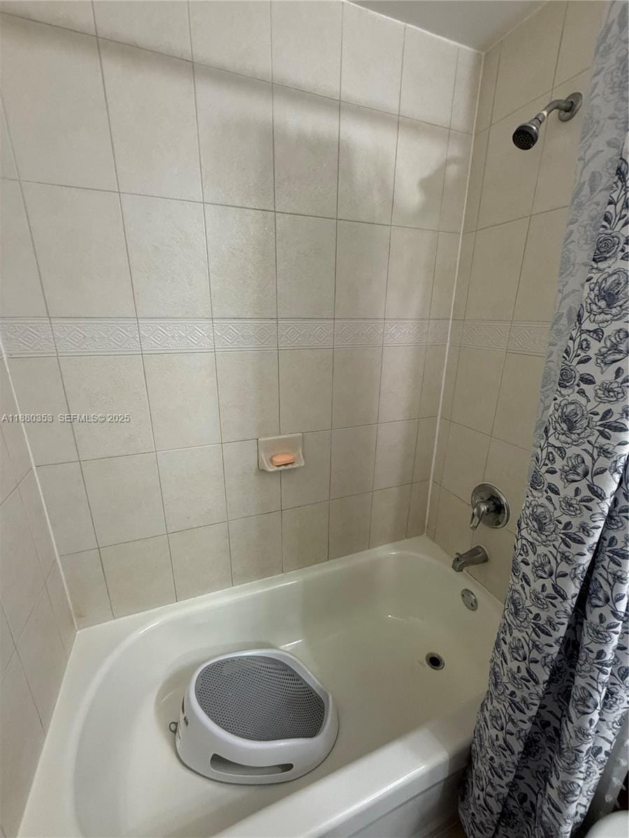 11060 SW 196th Street 403 — photo 9
