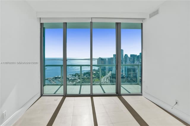 888 Biscayne Boulevard 5102, Miami, FL 33132