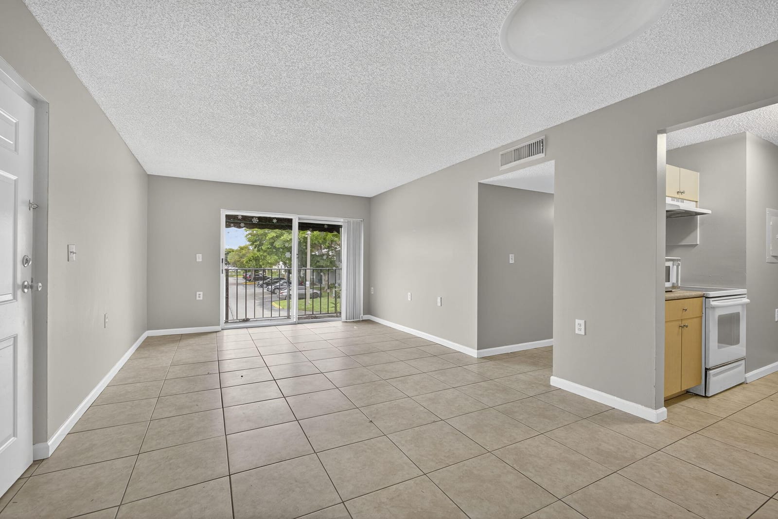 1139 Lake Terry Drive M — photo 2
