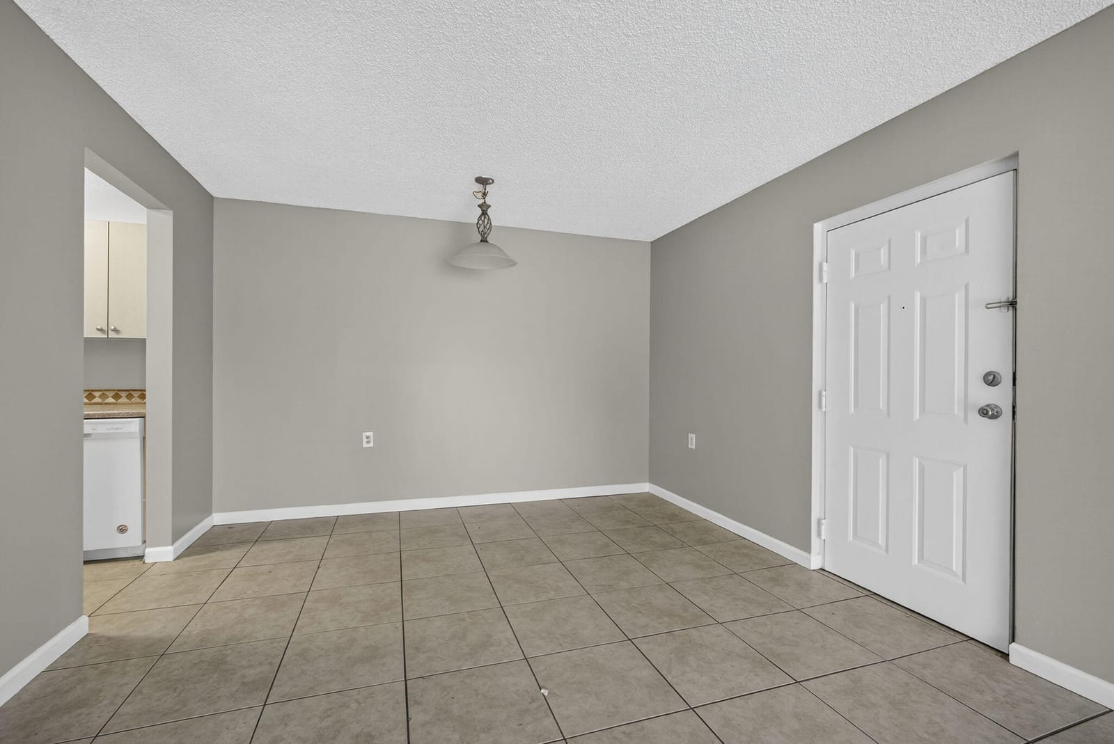 1139 Lake Terry Drive M — photo 4