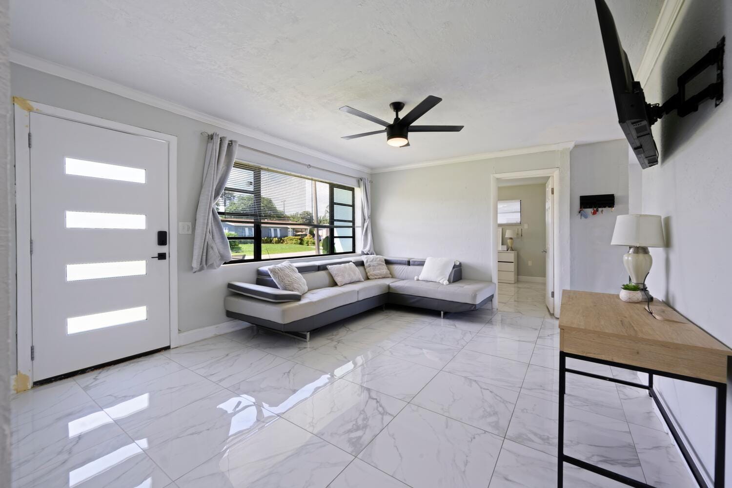 310 W 16th Way, Riviera Beach, FL 33404 photo 4