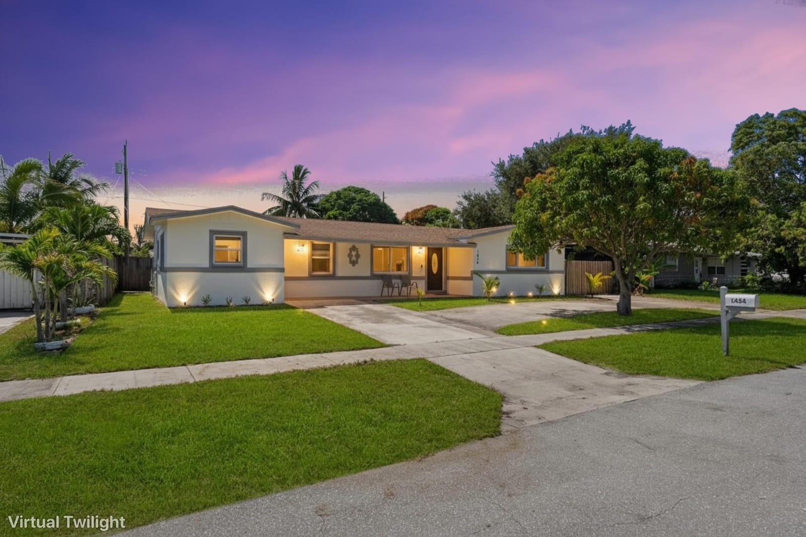1434 W Trammell Street — photo 2