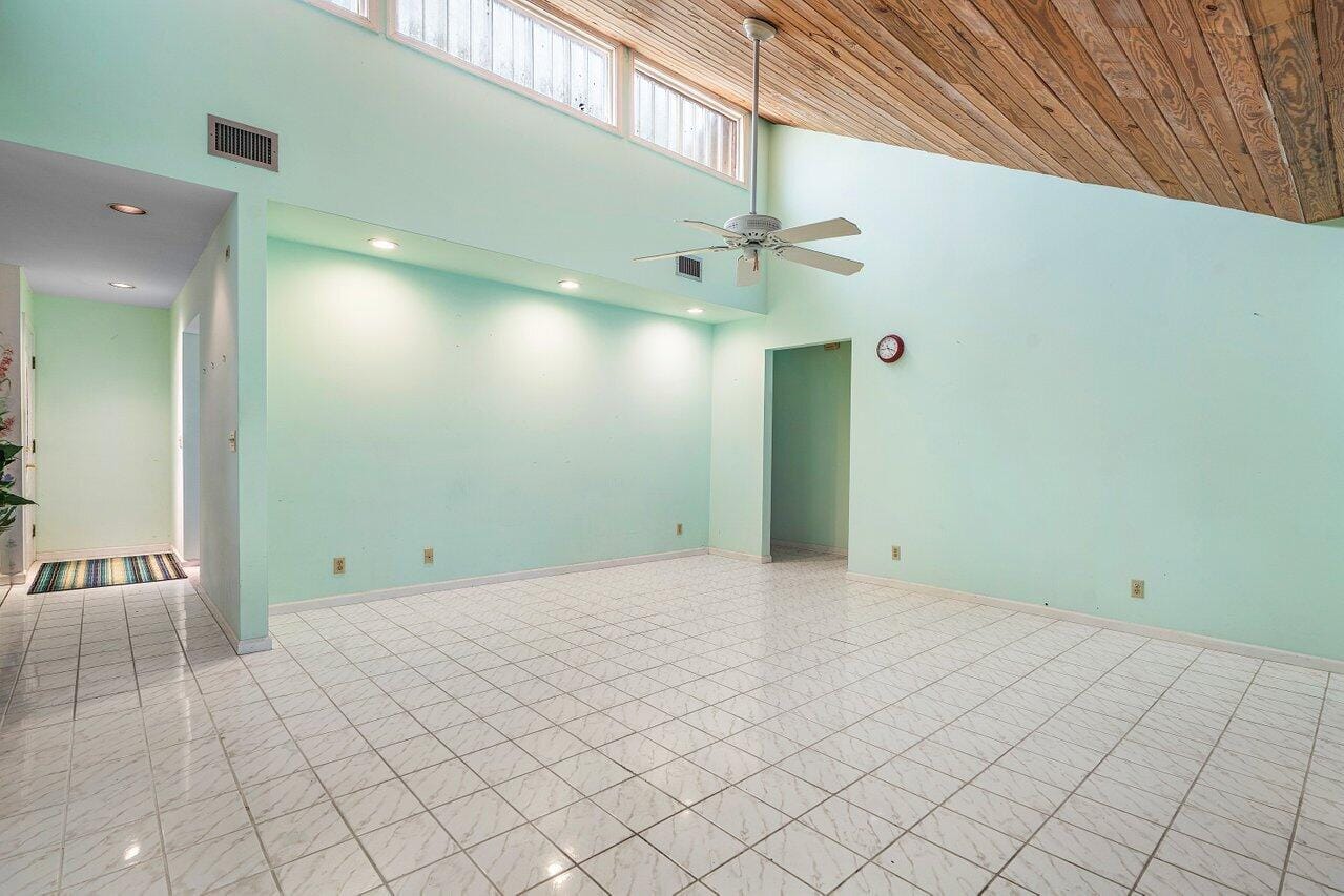4744 Dolphin Drive, Lake Worth, FL 33463 photo 19