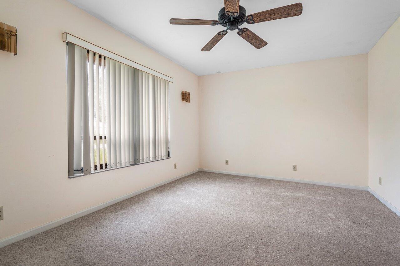 4744 Dolphin Drive, Lake Worth, FL 33463 photo 9