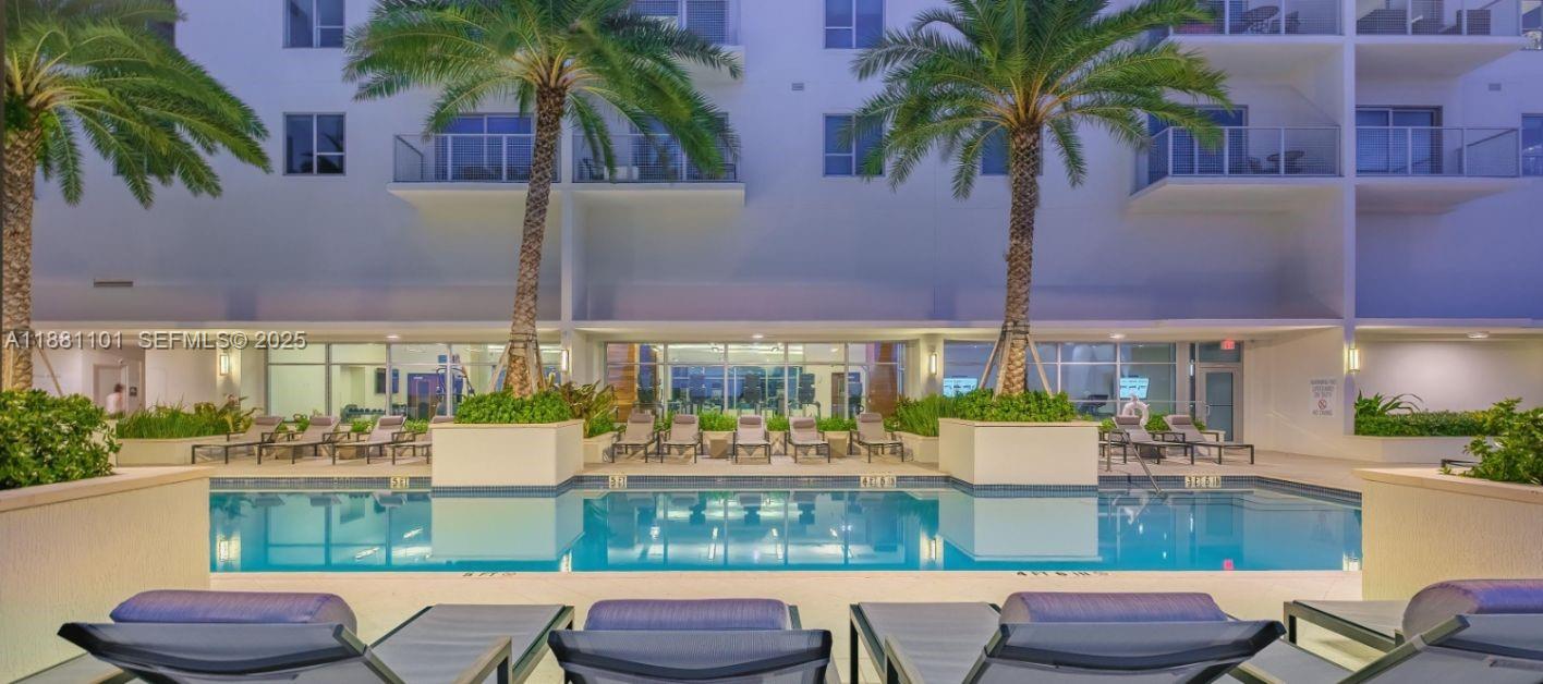 591 Evernia Sreet B7 B7, West Palm Beach, FL 33401, West Palm Beach