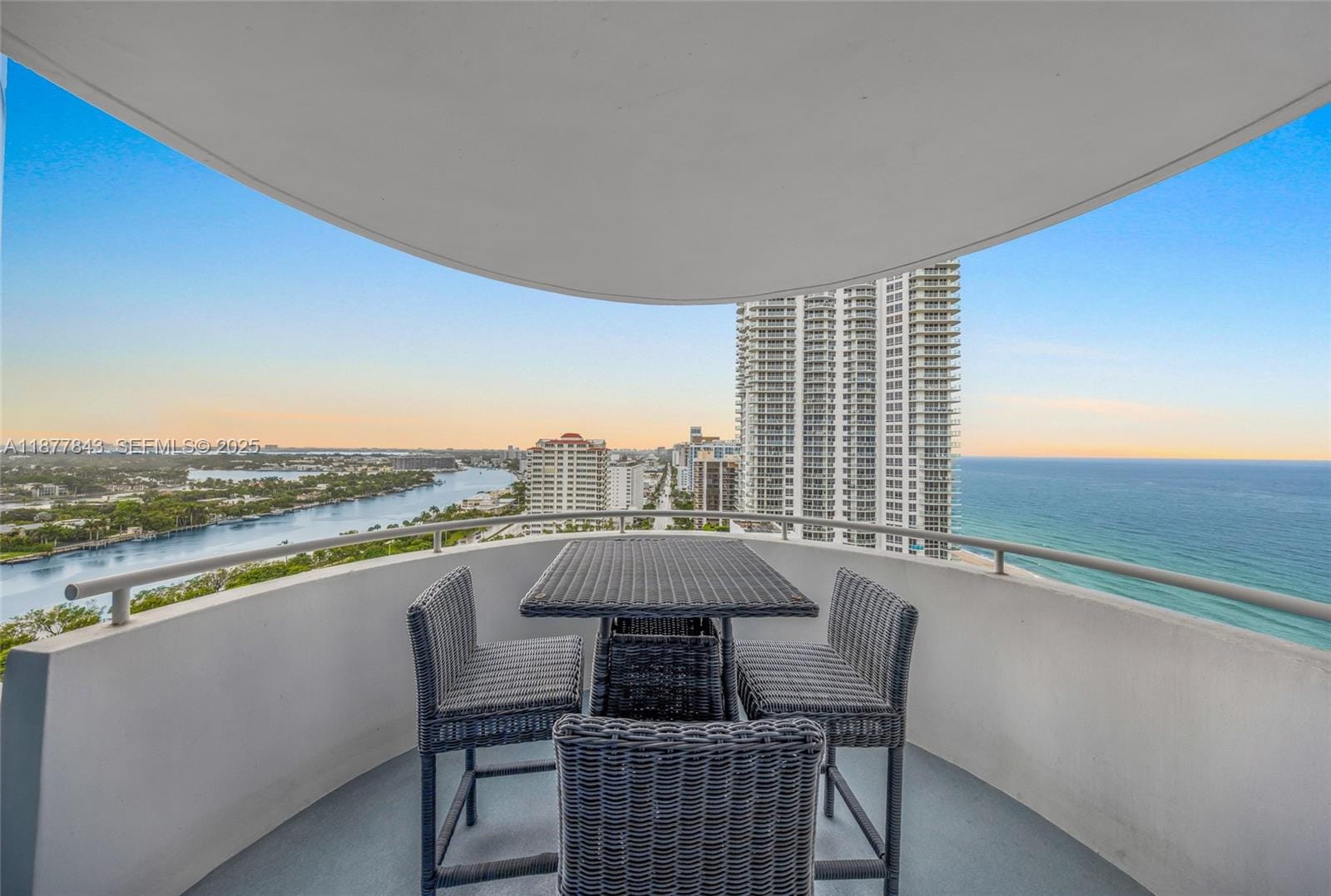 6301 Collins Avenue 2107, Miami Beach, FL 33141 photo 28
