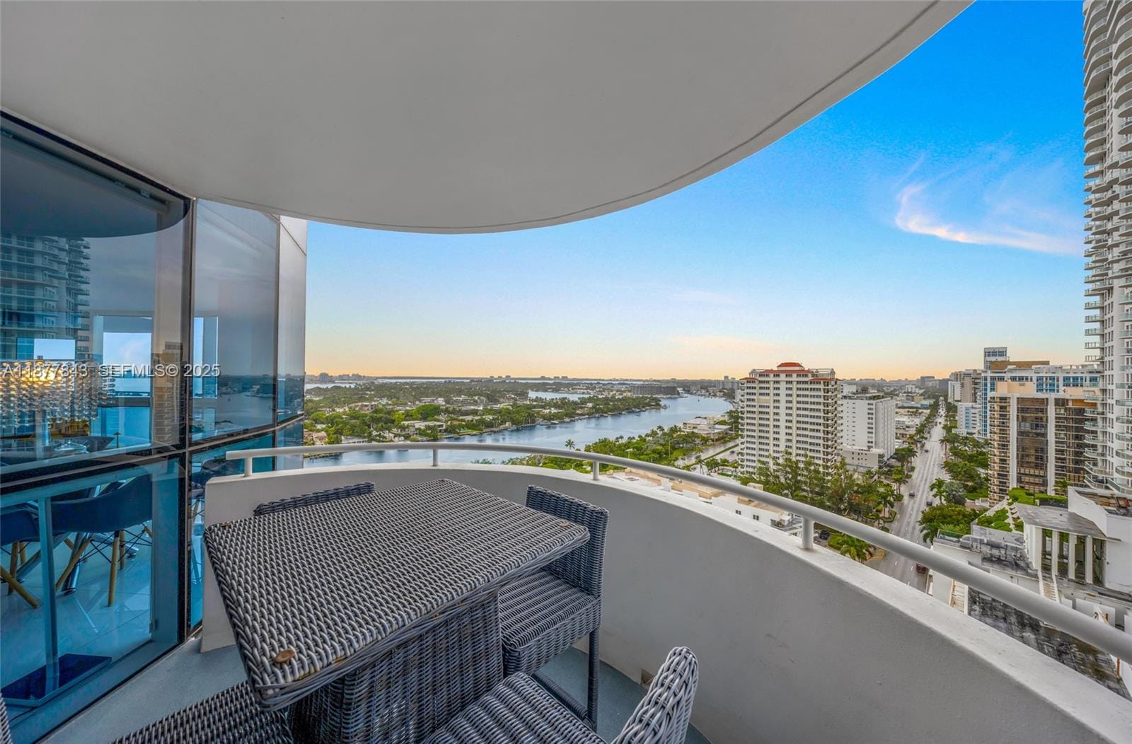 6301 Collins Avenue 2107, Miami Beach, FL 33141 photo 29