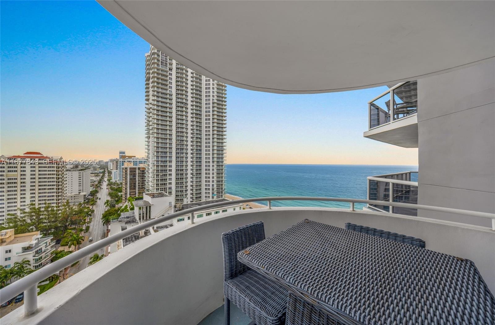 6301 Collins Avenue 2107, Miami Beach, FL 33141 photo 30