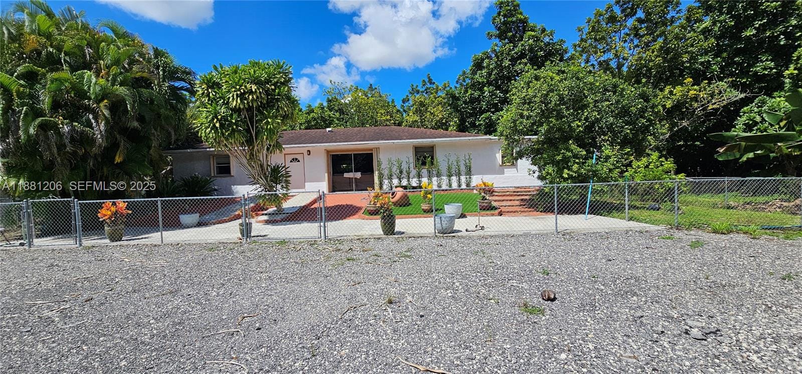 15351 SW 194th Avenue, Miami, FL 33187