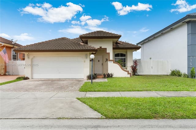 15351 SW 36th Street, sold in Caribe Lakes Phase I, Miami, FL
