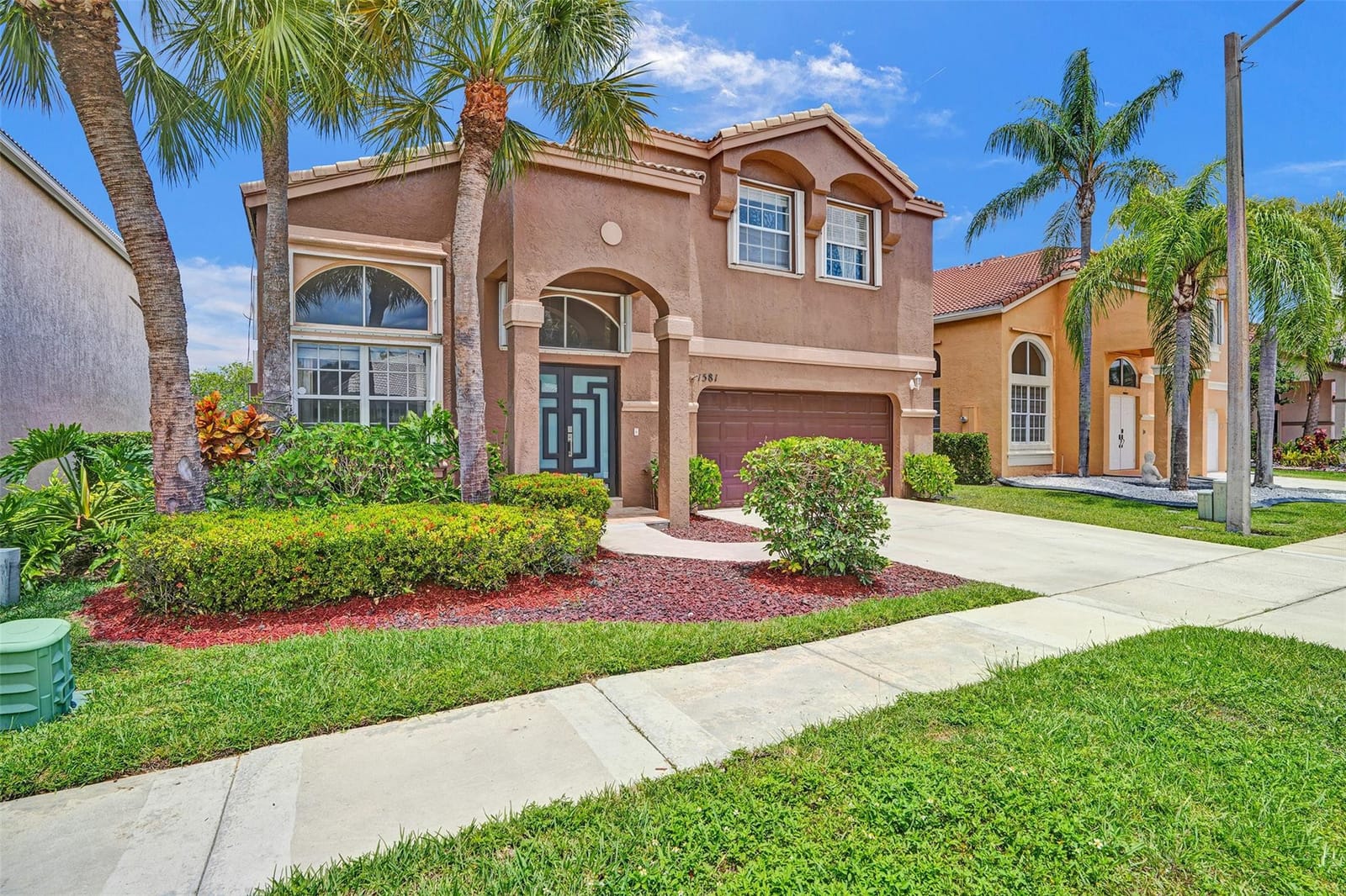 1581 NW 159th Avenue, Pembroke Pines, FL 33028