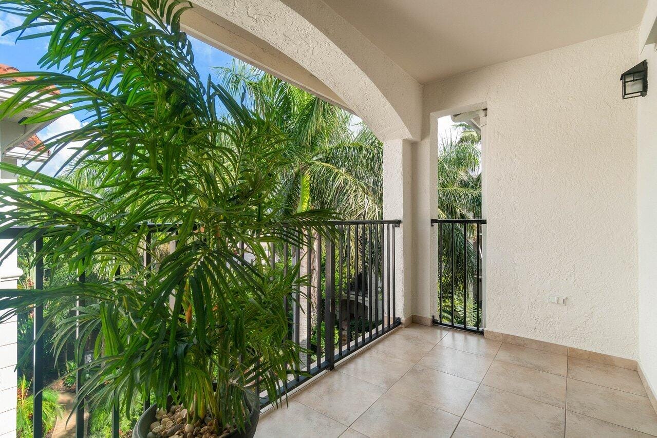 2414 Tuscany Way, Boynton Beach, FL 33435 photo 4
