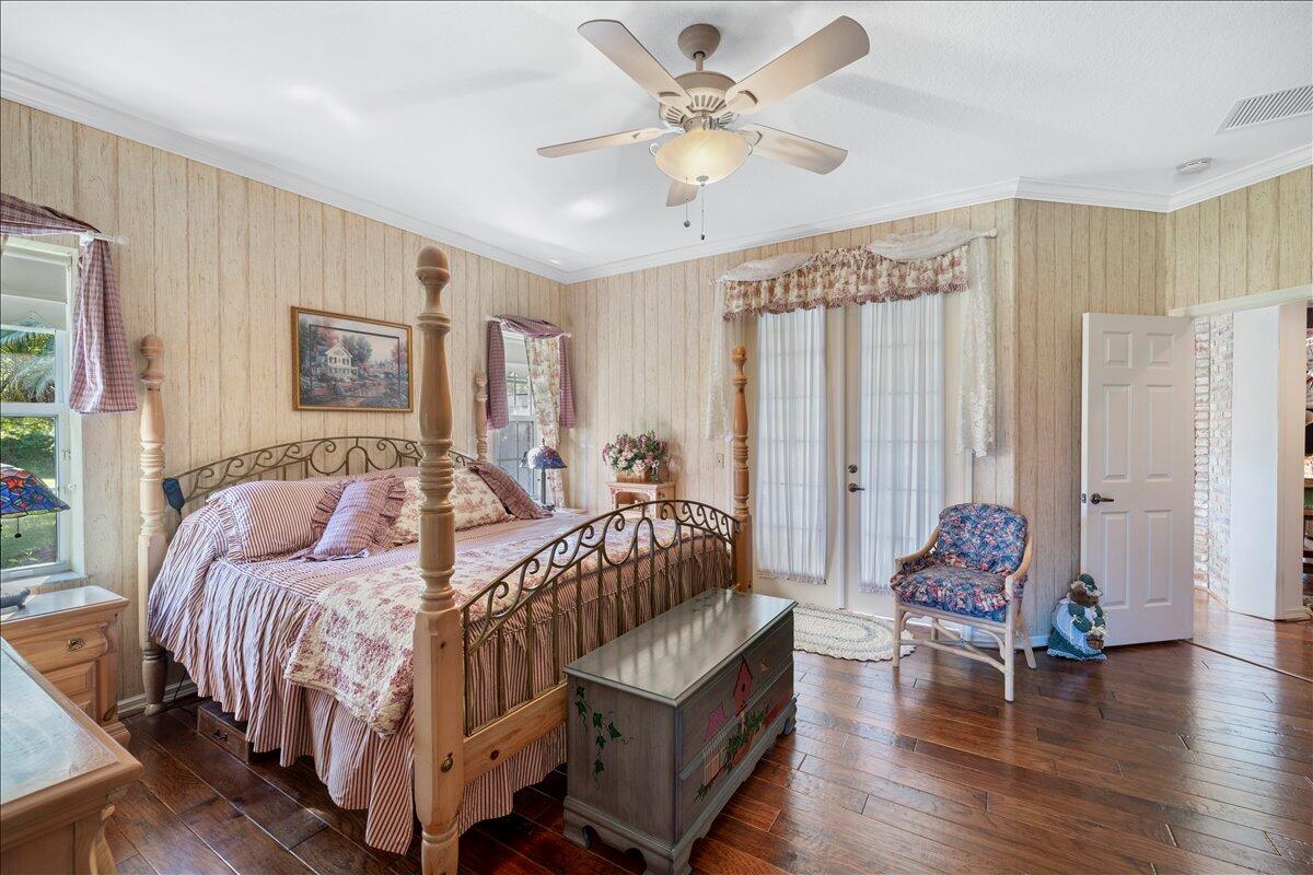 930 90th Avenue, Vero Beach, FL 32966 photo 22