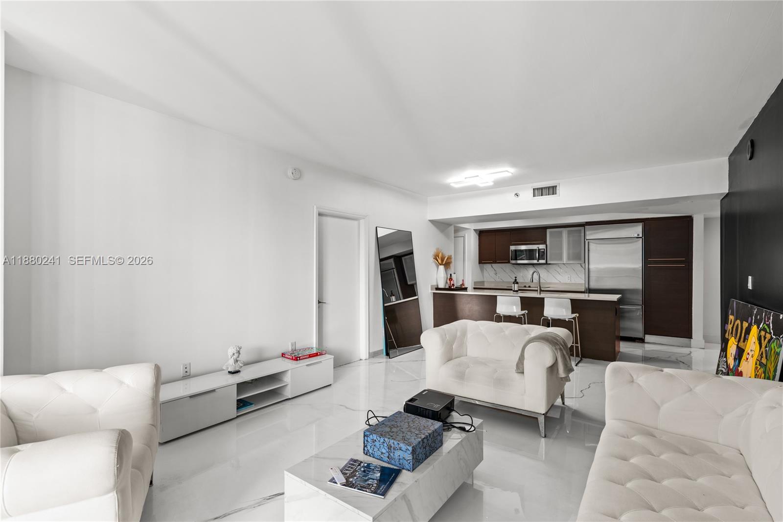 55 SE 6th Street 1203, Miami, FL 33131, Miami