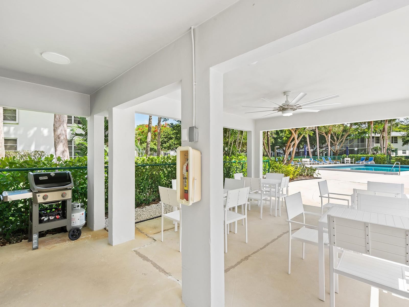 4221 W Palm Aire Drive 102, Pompano Beach, FL 33069 photo 27