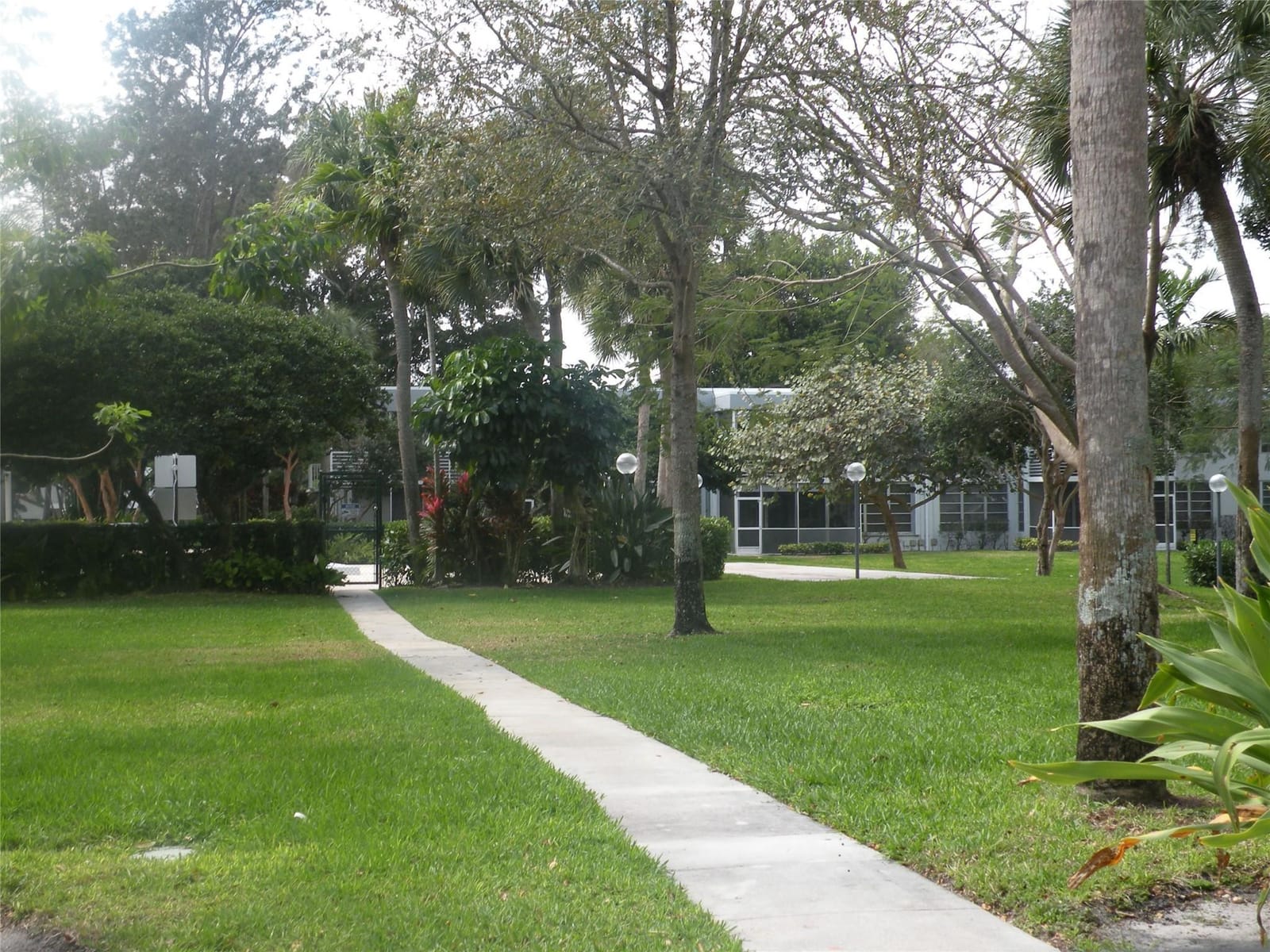 4221 W Palm Aire Drive 102, Pompano Beach, FL 33069 photo 28