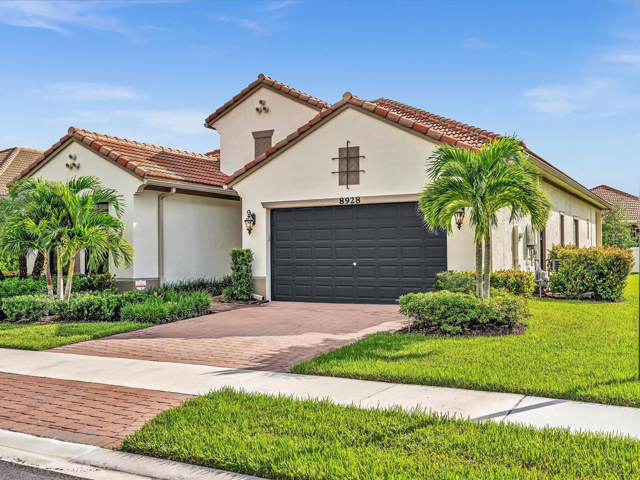 8928 Bastille Circle, Parkland, FL 33076, Parkland