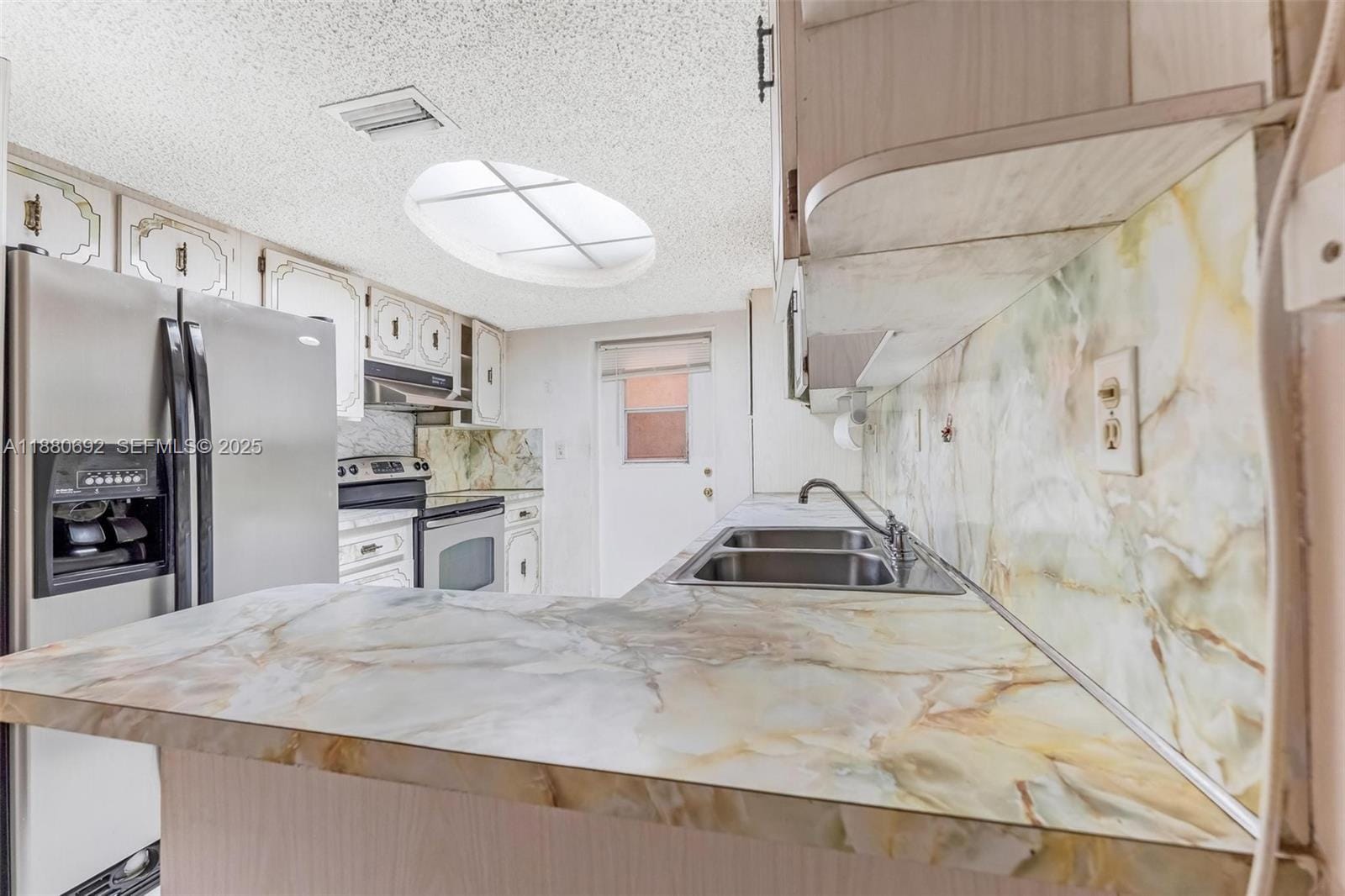 531 NE 58th Street, Oakland Park, FL 33334 photo 14