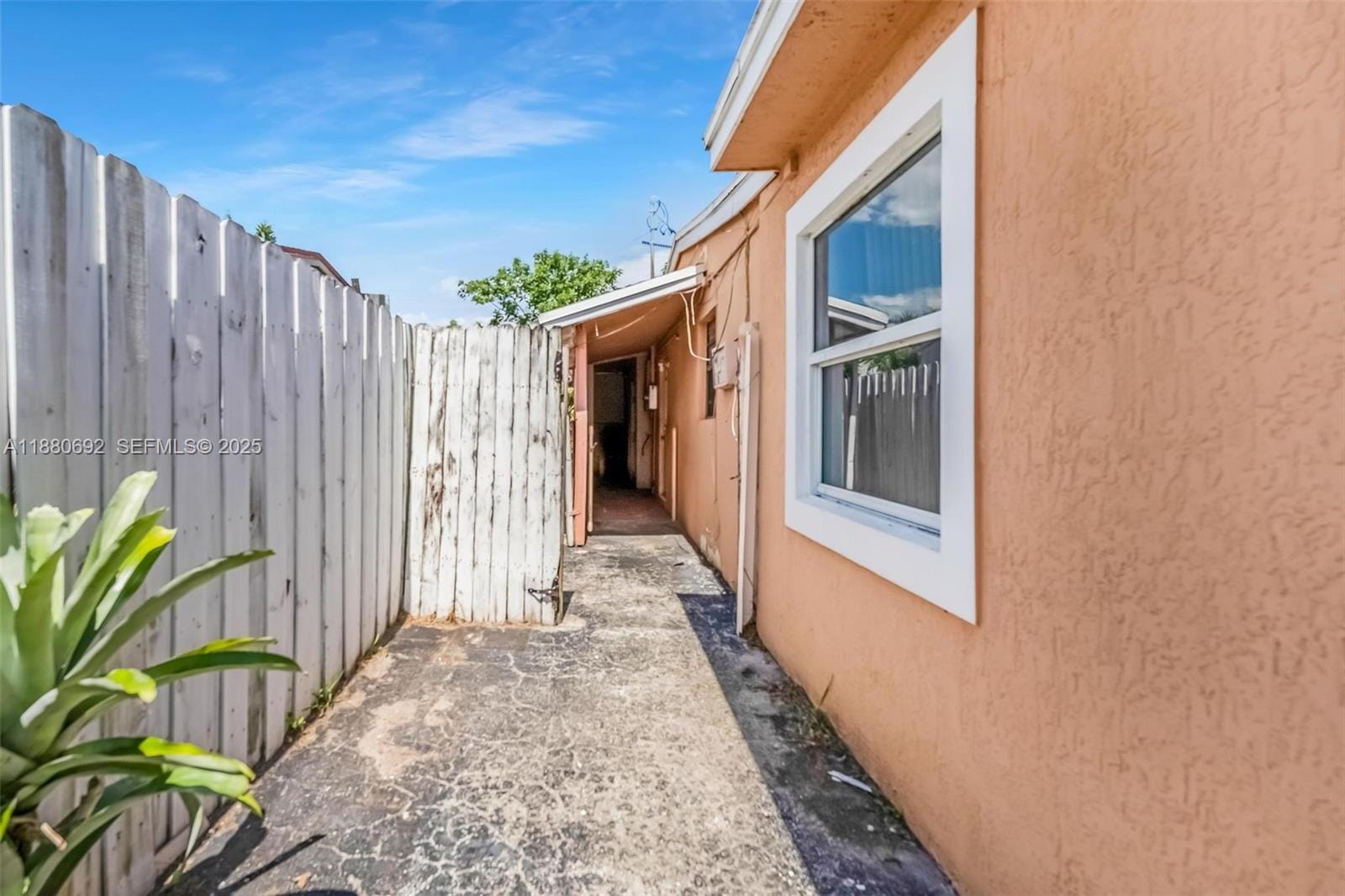 531 NE 58th Street, Oakland Park, FL 33334 photo 19
