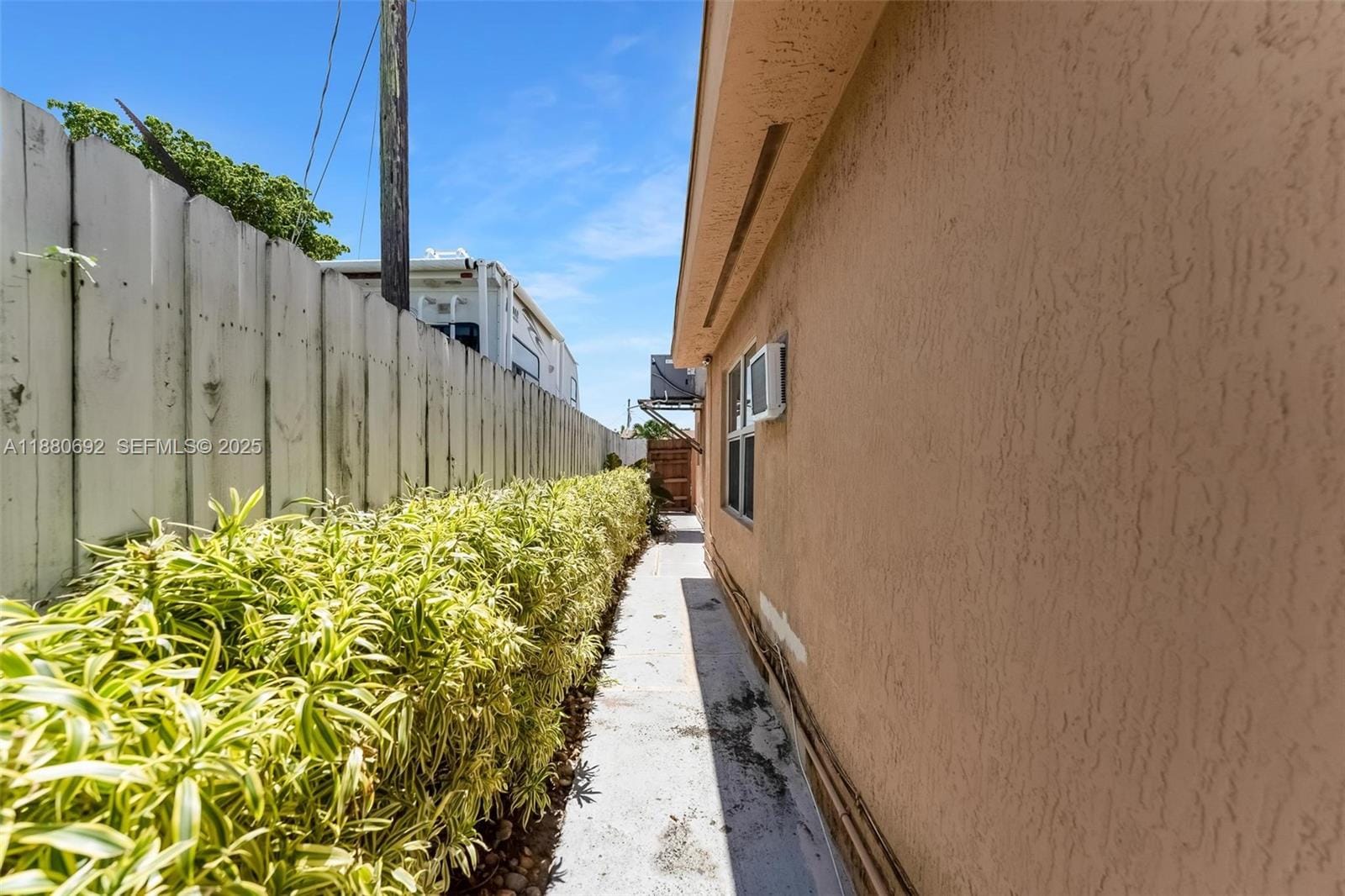 531 NE 58th Street, Oakland Park, FL 33334 photo 29