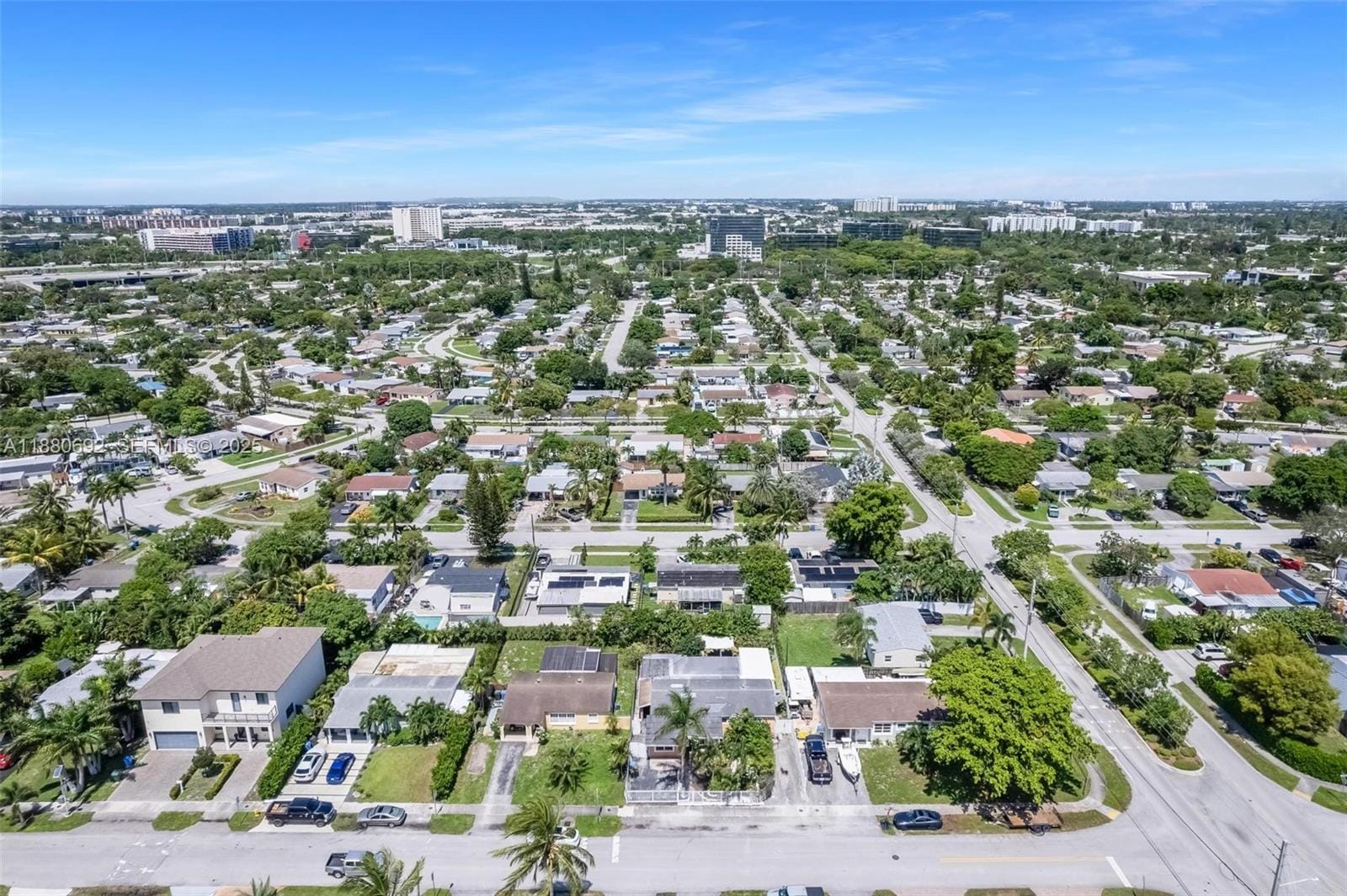 531 NE 58th Street, Oakland Park, FL 33334 photo 4