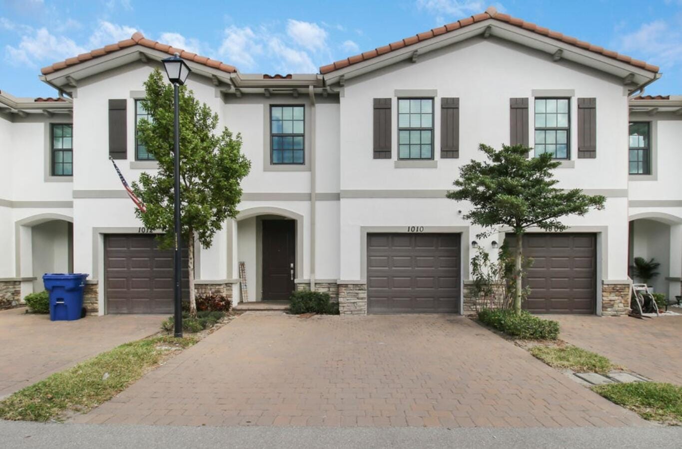 1010 Willow Place, Riviera Beach, FL 33410 photo 2
