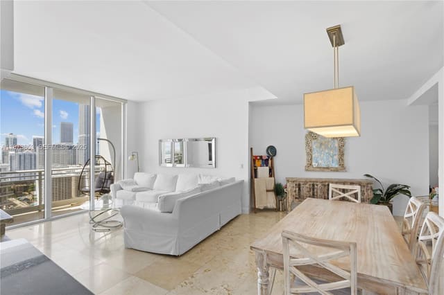 901 Brickell Key Boulevard 3301, Miami, FL 33131