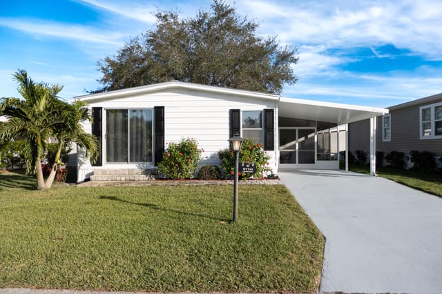 95 N North Warner Drive, Jensen Beach, FL 34957