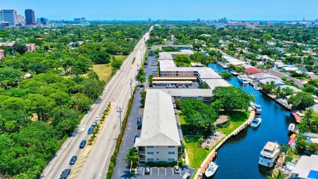 1200 SW 12th Court 309, sold in Rio Nuevo A Condo, Fort Lauderdale, FL