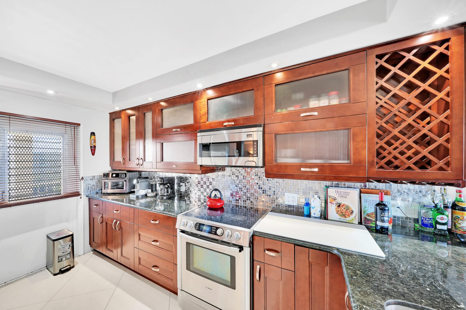 2940 N Course Drive 811, Pompano Beach, FL 33069 photo 4