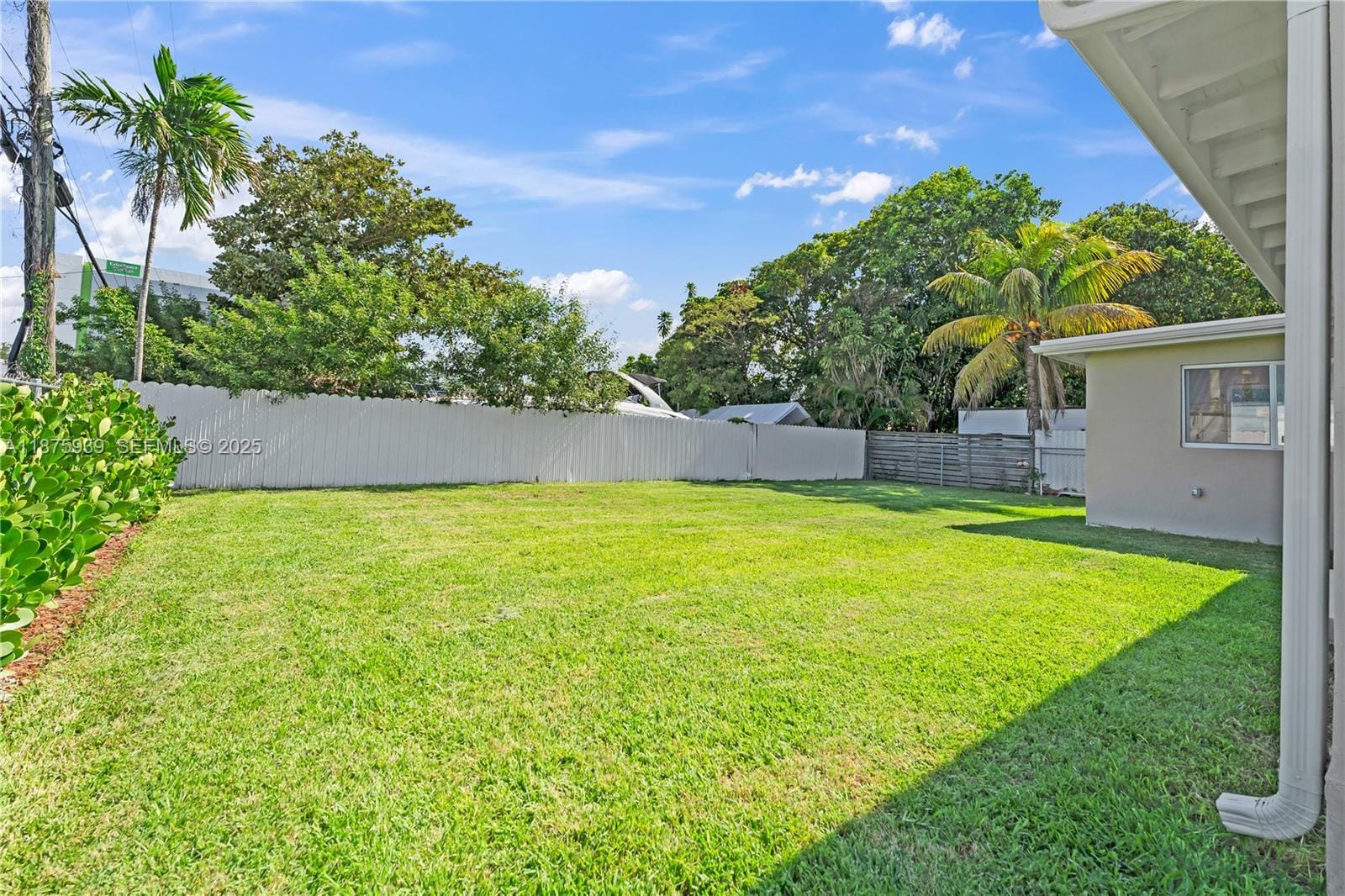 2722 NW 4th Street, Miami, FL 33125 photo 5