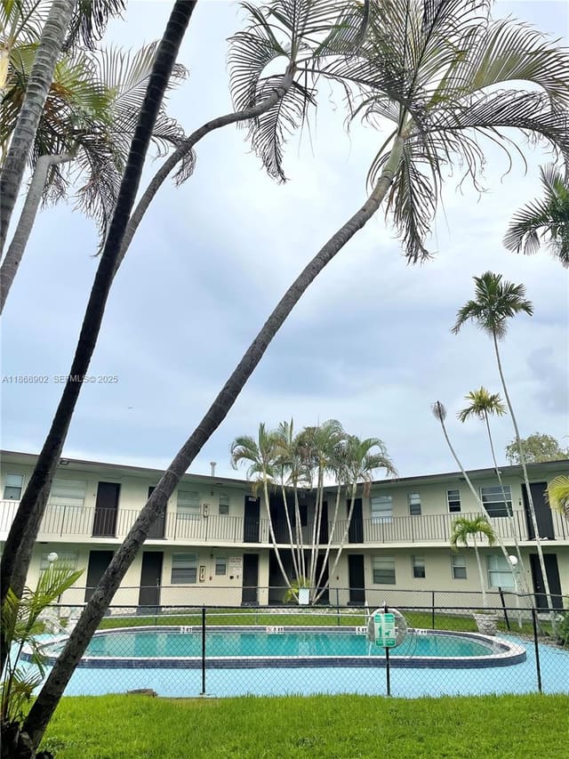 3901 SW 112th Avenue 46, Villas Of West Bird, Miami, FL
