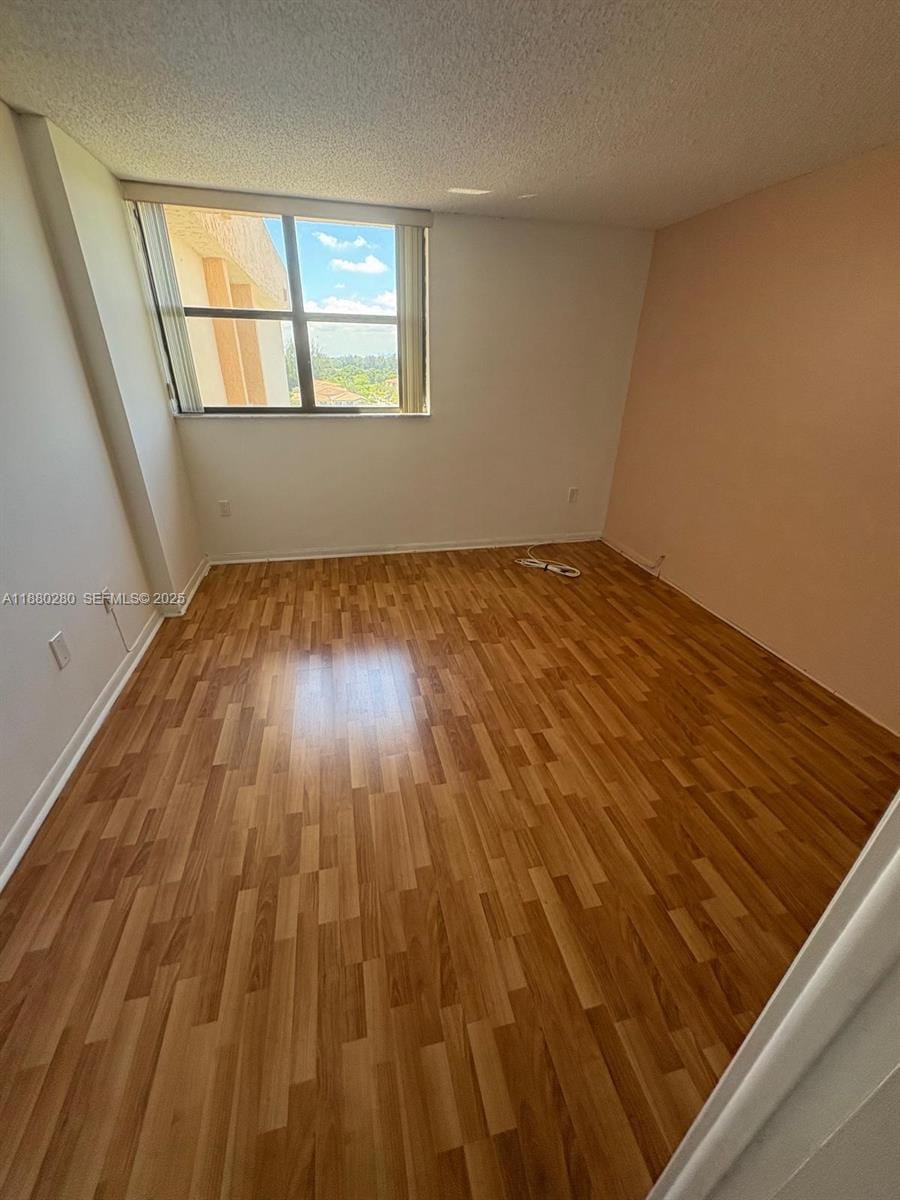 900 NE 195th Street 702, Miami, FL 33179 photo 17