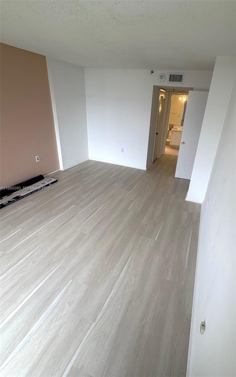 900 NE 195th Street 702 — photo 10