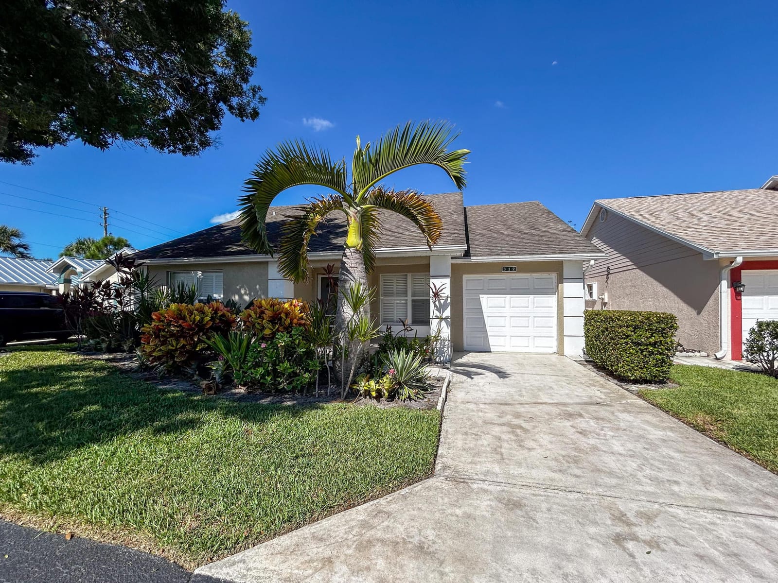 312 NW Tuscany Lane, Port St. Lucie, FL 34986