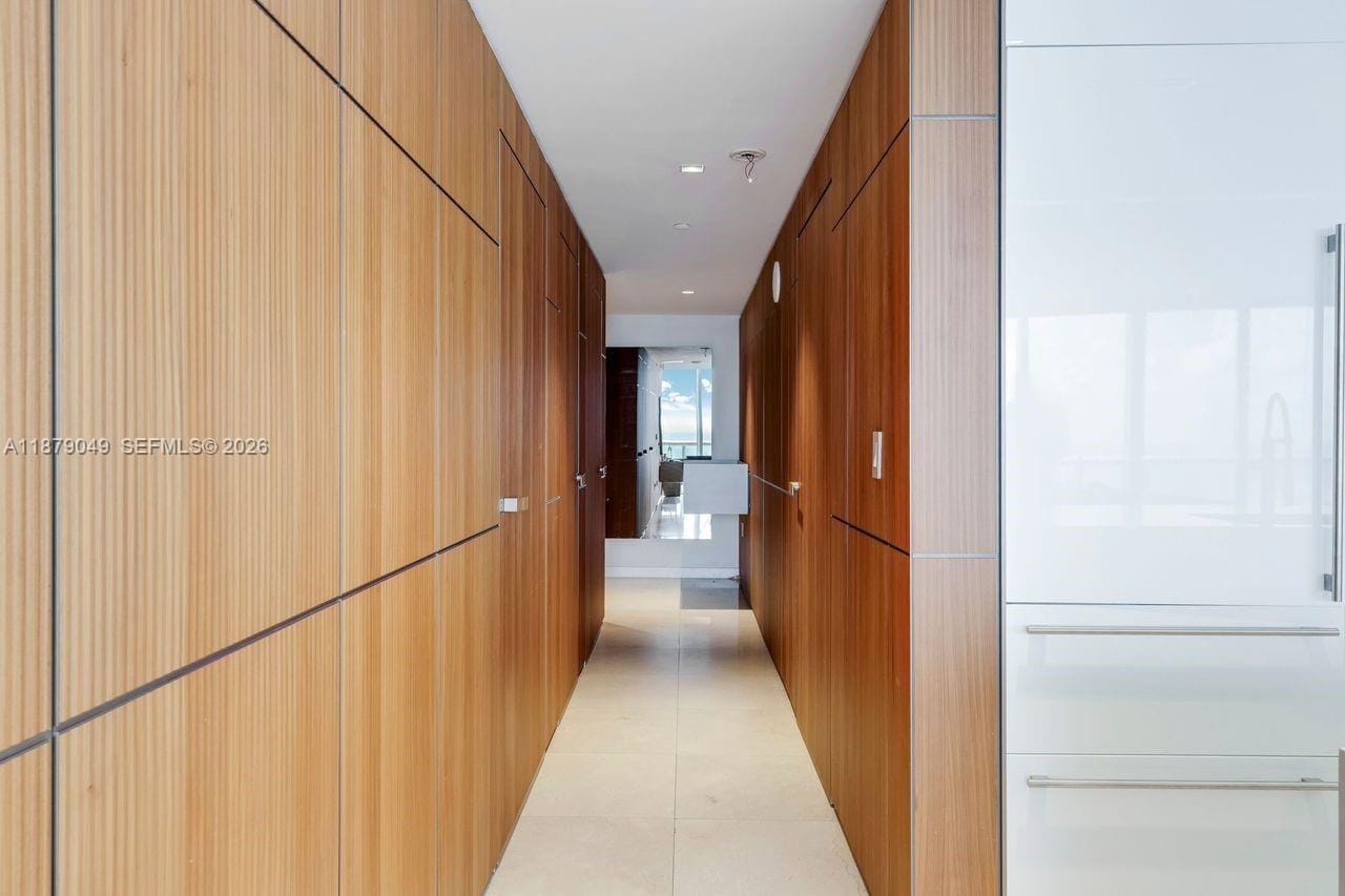 465 Brickell Avenue 4801, Miami, FL 33131 photo 9