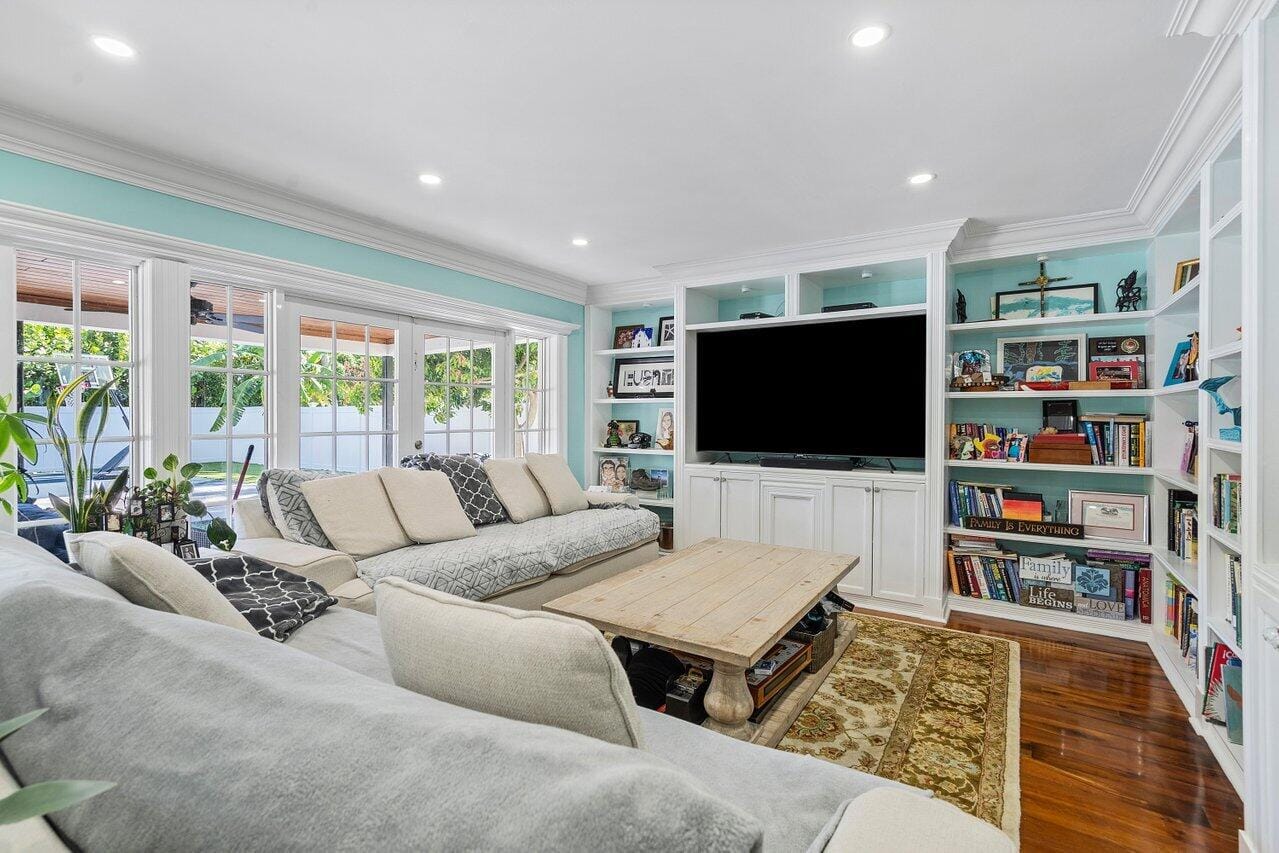 900 SW 16th Street — photo 4