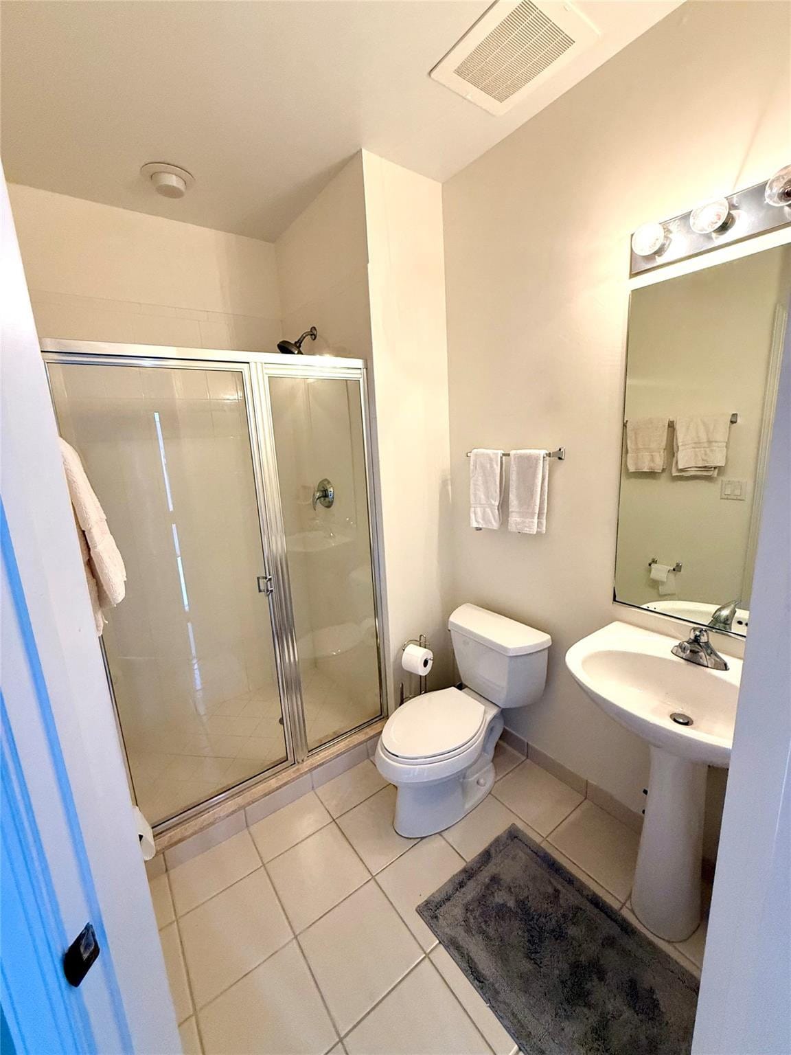 1951 Coral Heights Boulevard 402, Oakland Park, FL 33308 photo 15