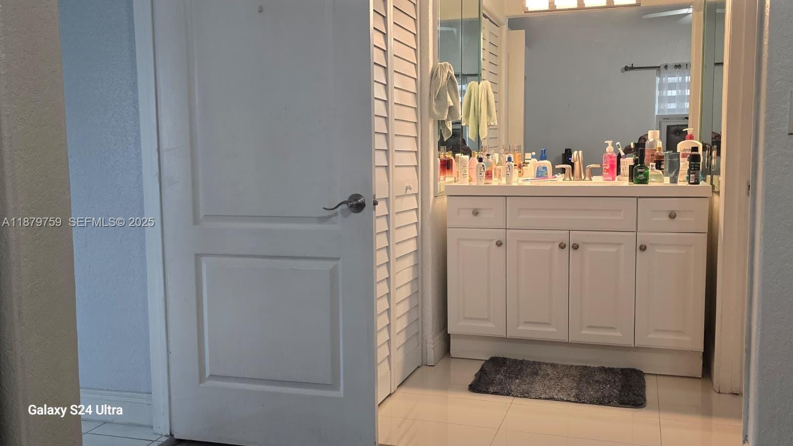 3240 W 76th Place, Hialeah, FL 33018 photo 19
